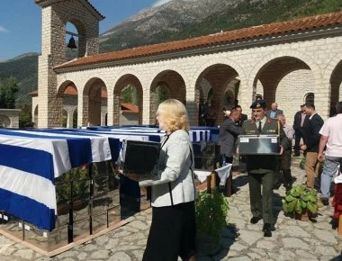 Ασέβεια προς τους ήρωες του Έπους της Αλβανίας: Με κηδεία «εξπρές» απέκλεισαν τους συγγενείς 573 Ελλήνων πεσόντων